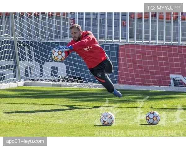 奥布拉克速度测试创纪录,极限反应惊艳展现门将巅峰状态 奥布拉克速度测试创纪录,极限反应惊艳展现门将巅峰状态