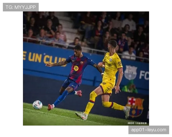 拉什福德传球视野惊艳,助球队关键战告捷 拉什福德传球视野惊艳,助球队关键战告捷