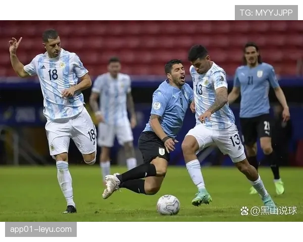 阿尔巴速度下滑持续影响球队战术执行与整体表现