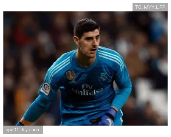 库尔图瓦领导力评价:近期表现稳健,场上的指挥与组织能力持续提升