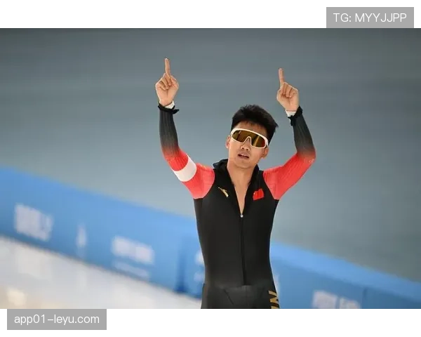 高亭宇这训练强度，凌晨四点冰场见人影？